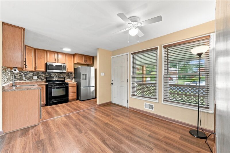 417 Garden City Dr — photo 6
