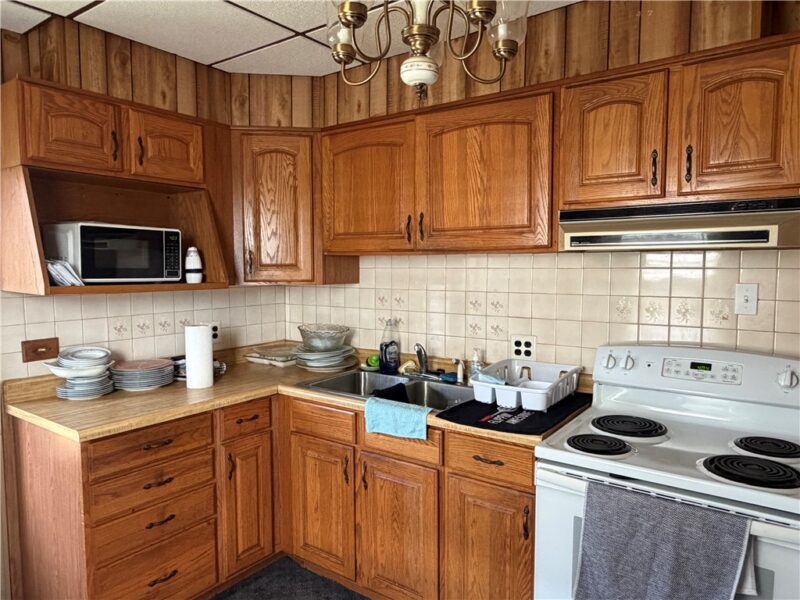 55 Canton Ave — photo 8