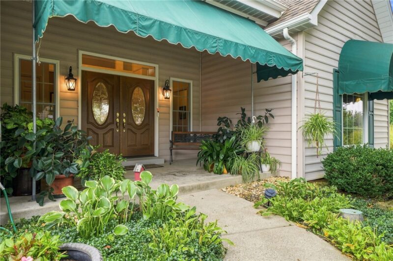 5015 Prides Court — photo 2