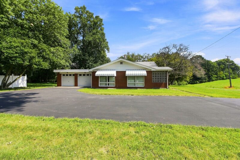 2525 Harrison City Road — photo 3