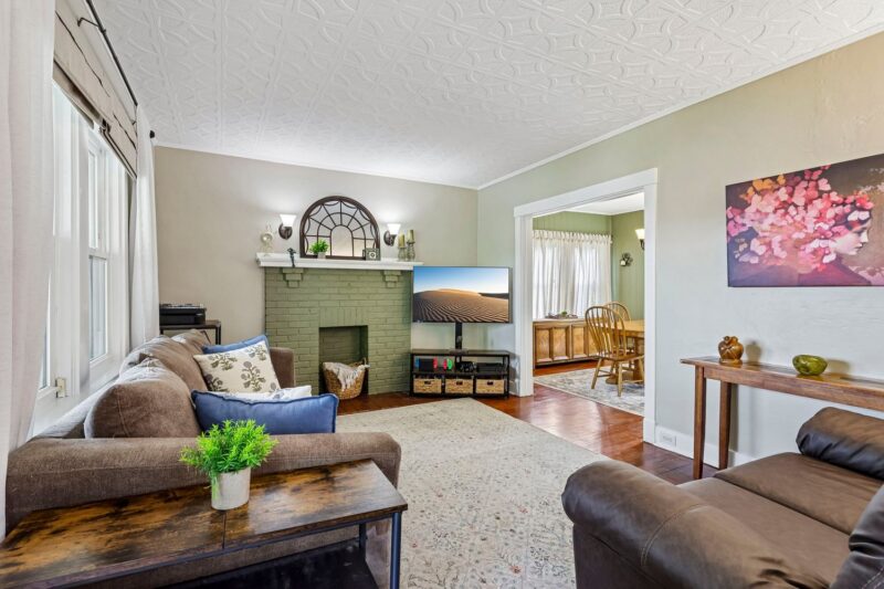 4702 Stanton AVENUE — photo 6