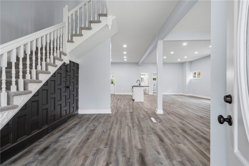 22 Hawthorne Ave — photo 3