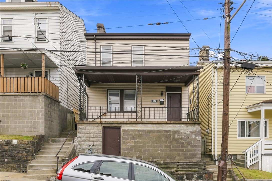920 Freeland St — photo 1