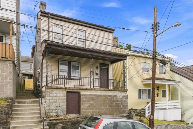 920 Freeland St — photo 2
