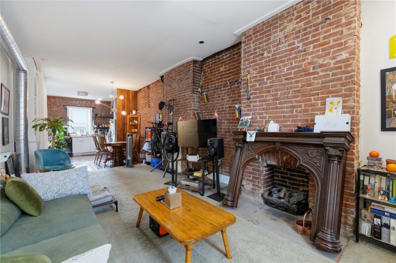 150 Home St — photo 6