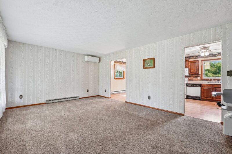 1104 Greenfield Road — photo 8