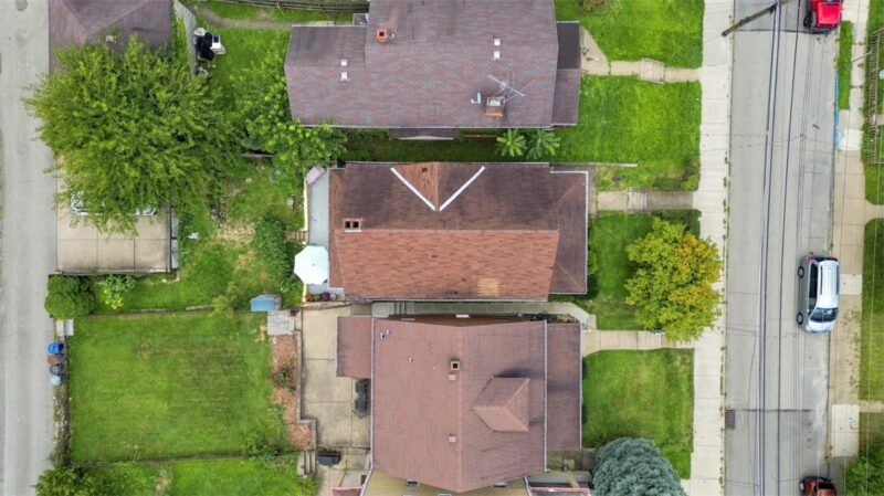 740 Woodbourne Ave — photo 2
