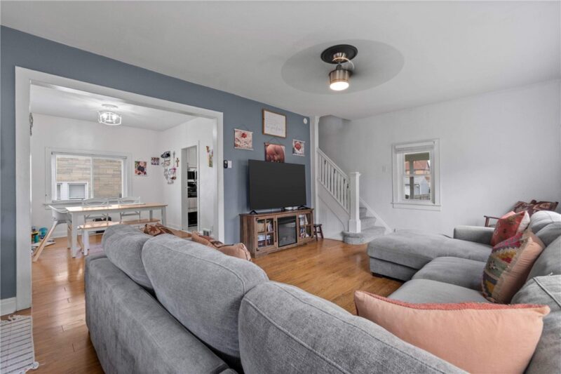 152 W Marigold St — photo 4