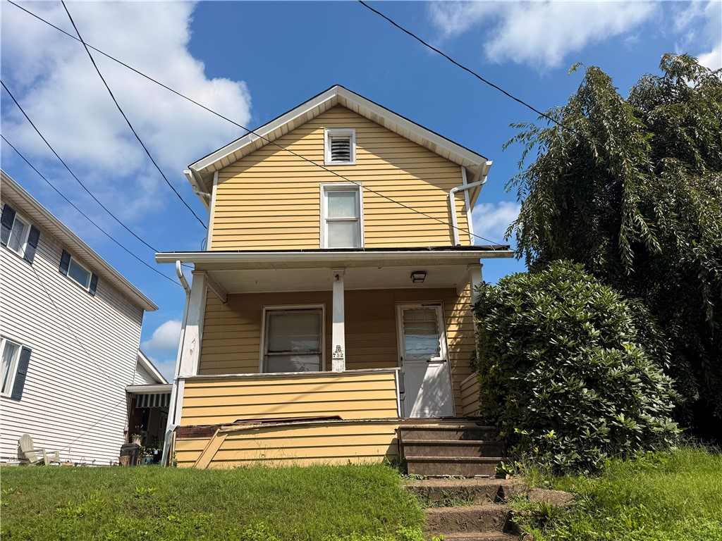 732 Clover Ave — photo 1