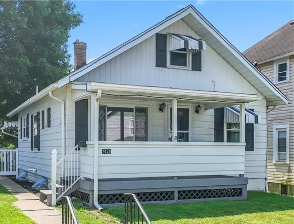 2429 W Wade St — photo 1
