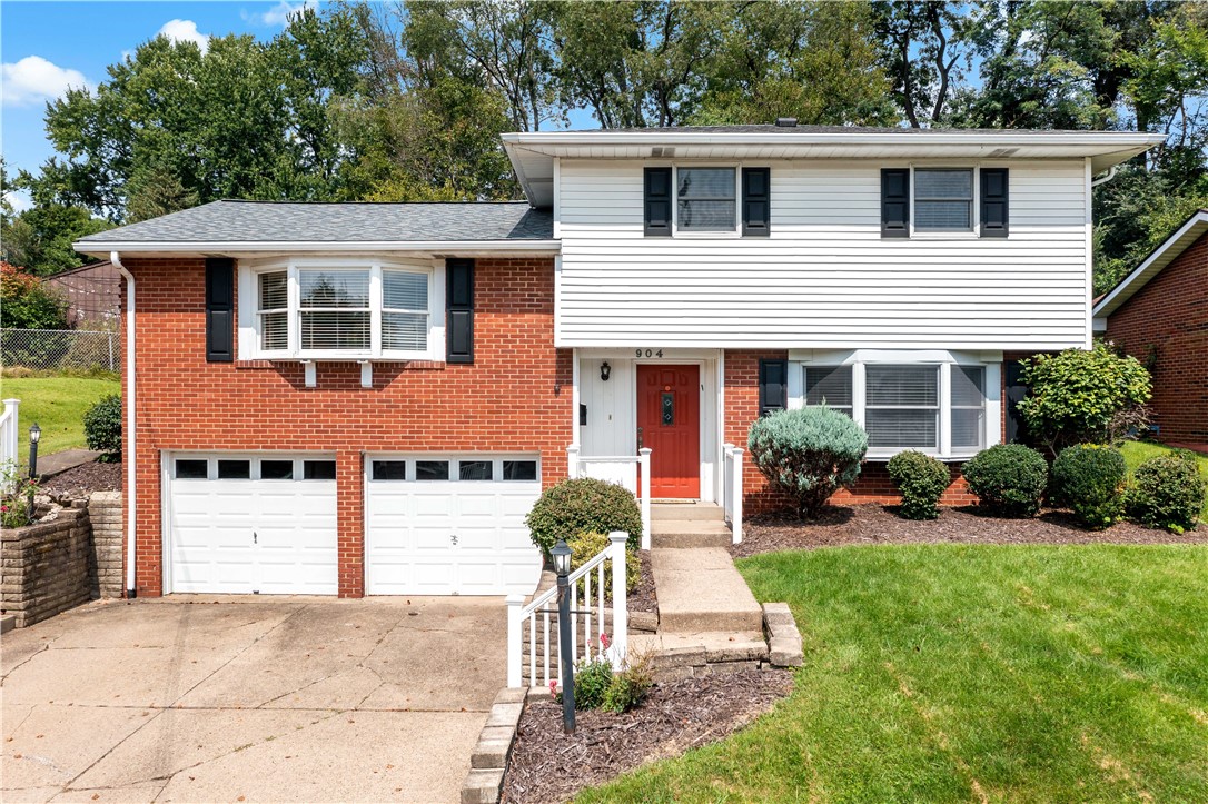 904 Lindenwood Dr — photo 1
