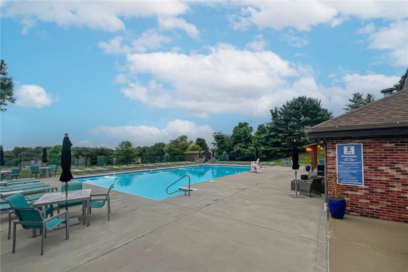 6215 Patrick Henry Dr — photo 4