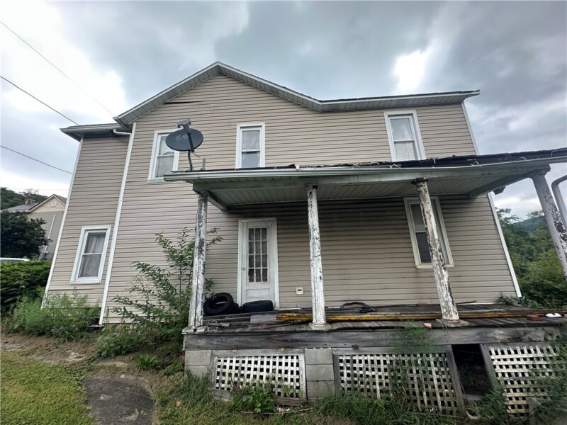 109 3rd Street — photo 3