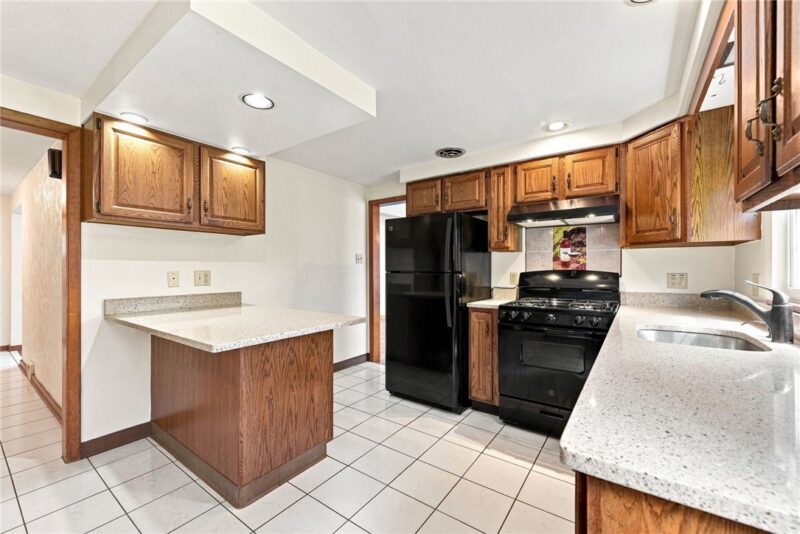 105.5 Olive Dr — photo 8
