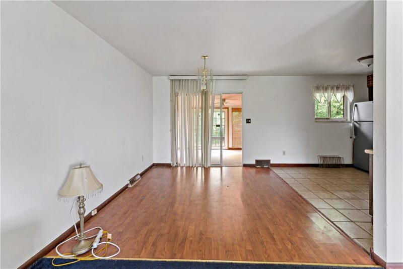 632 Monaca Rd — photo 6