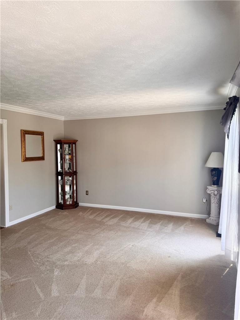1033 Robinwood Dr — photo 8