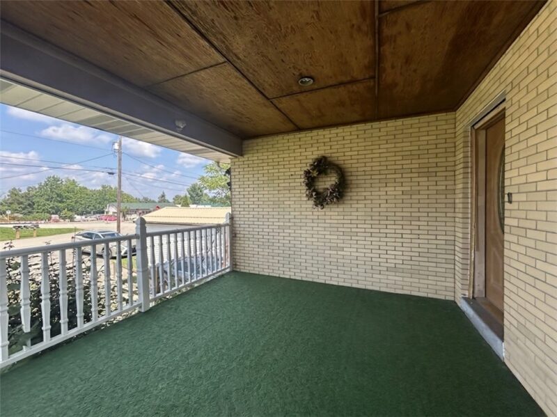 108 Mobert Dr — photo 3
