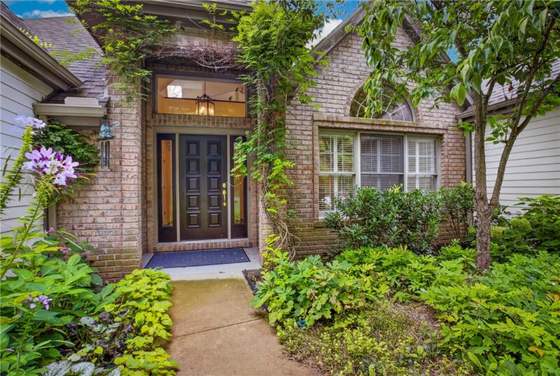 502 FARNDALE — photo 3