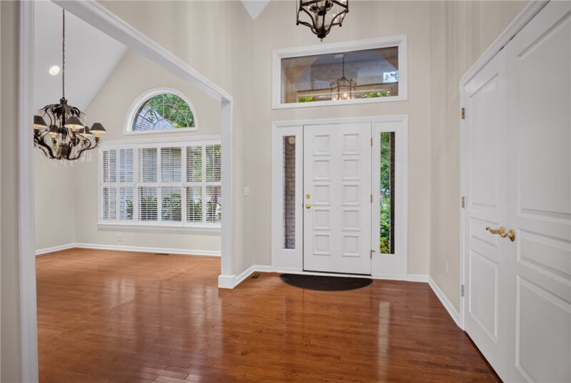 502 FARNDALE — photo 4