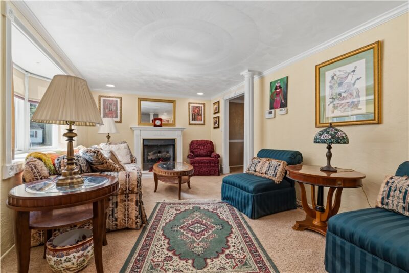 127 Selvin Dr — photo 3