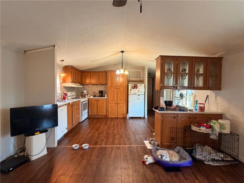 316 Cypress Ave — photo 4