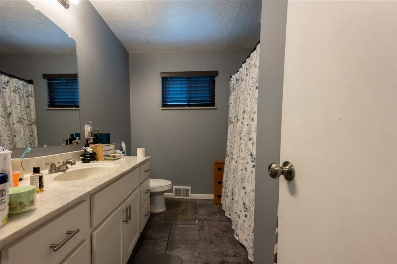 1013 Shenango Rd — photo 6
