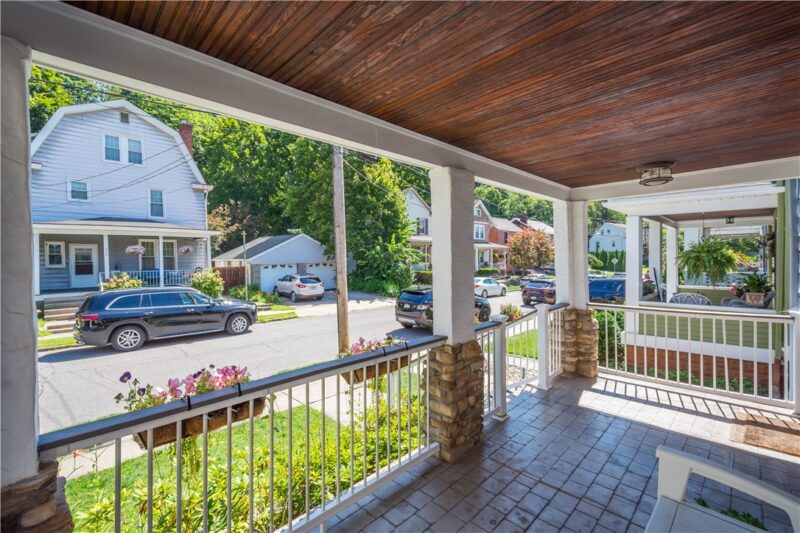 327 Nicholas Pl — photo 4