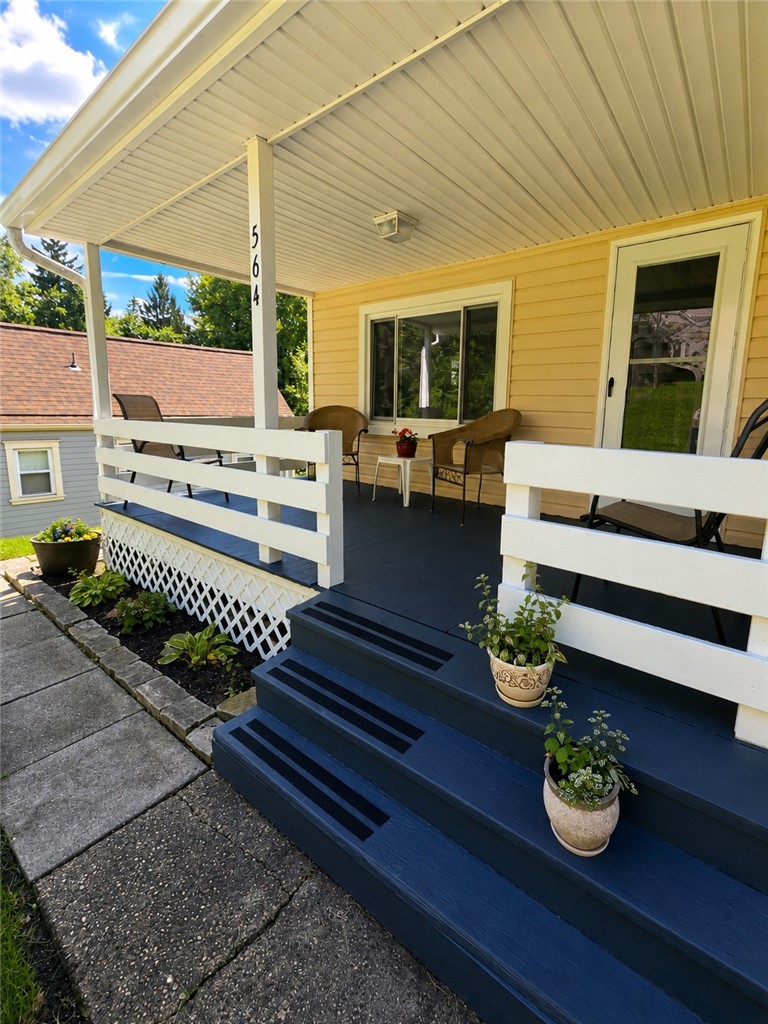 564 Lougeay Rd — photo 5