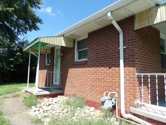 212 Scott Street — photo 3
