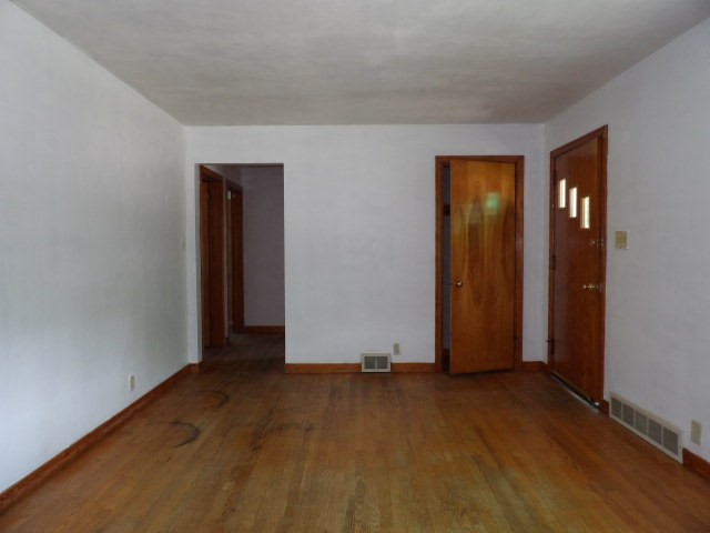 212 Scott Street — photo 8