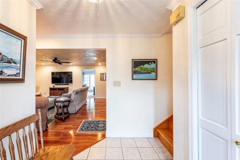 110 Stonybrook — photo 6