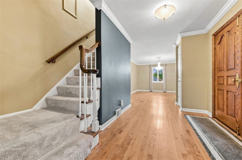 809 White Oak Cir — photo 4