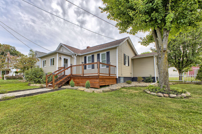 242 Olive Street — photo 2