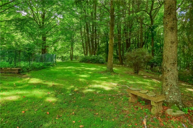 119 Buckingham Drive — photo 3