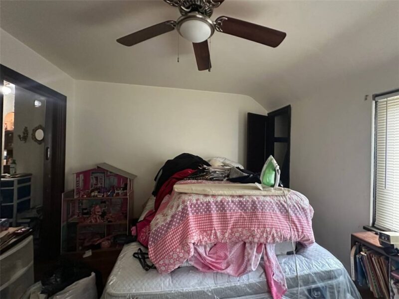 2197 Village Dr — photo 2