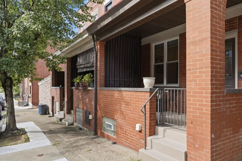 179 Home STREET — photo 3