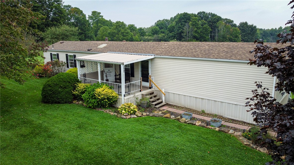 303 Eau Claire Rd — photo 1