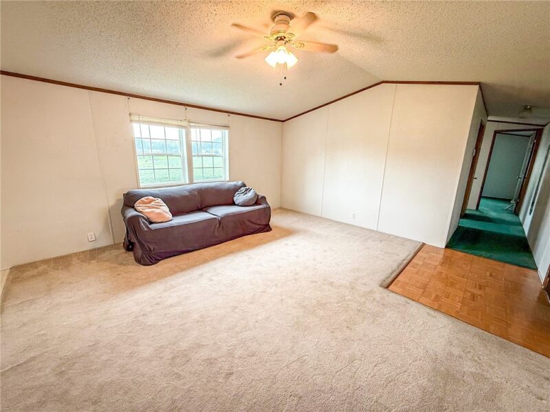 303 Eau Claire Rd — photo 4