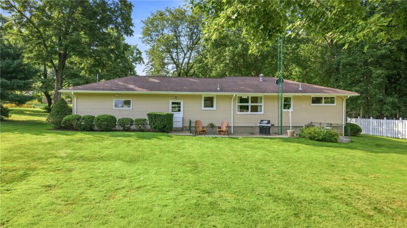 3595 Ridgewood Dr — photo 3
