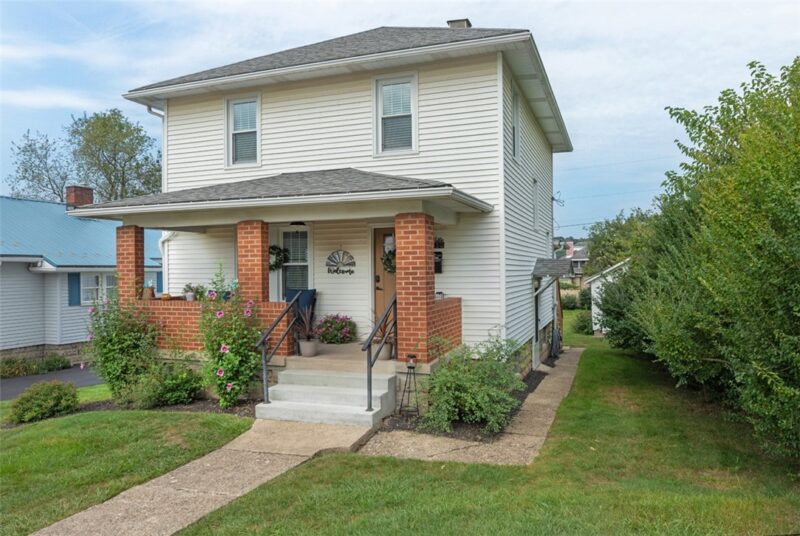 1630 Elm St — photo 3