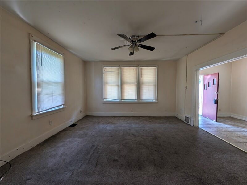 929 Summit Avenue — photo 4
