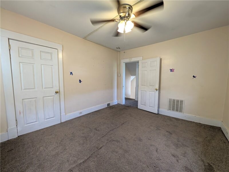 929 Summit Avenue — photo 7