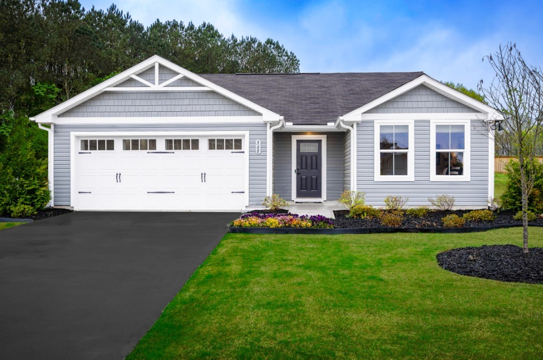 168 White Oak Drive — photo 1
