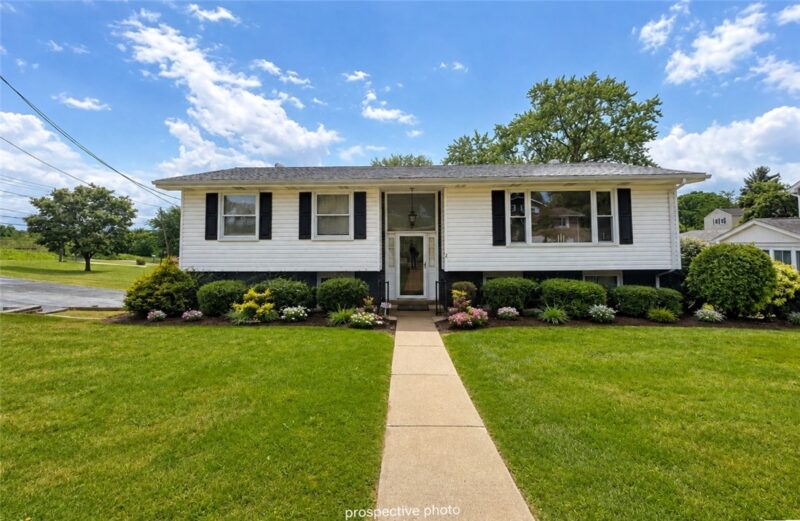 2 Meadow Dr — photo 2