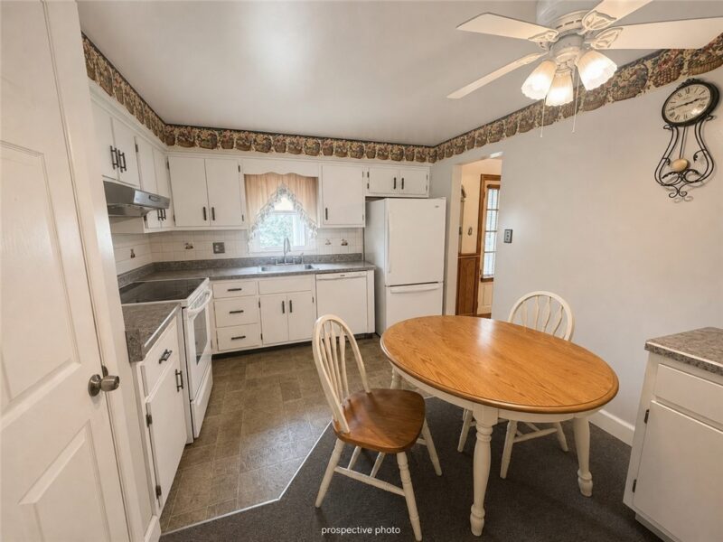 2 Meadow Dr — photo 5