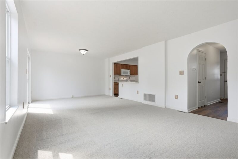 857 Sunset Cir — photo 8