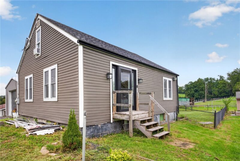 424 Pershing Ave — photo 5
