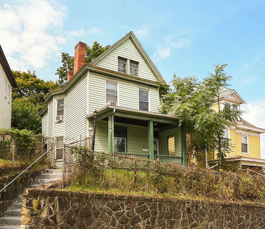 405 N Birmingham Ave — photo 1