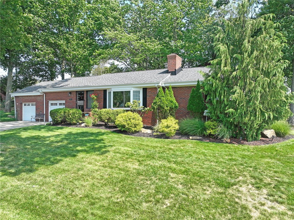 4636 Meadowgreen Dr — photo 1