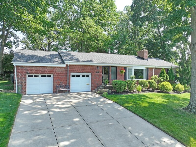 4636 Meadowgreen Dr — photo 2